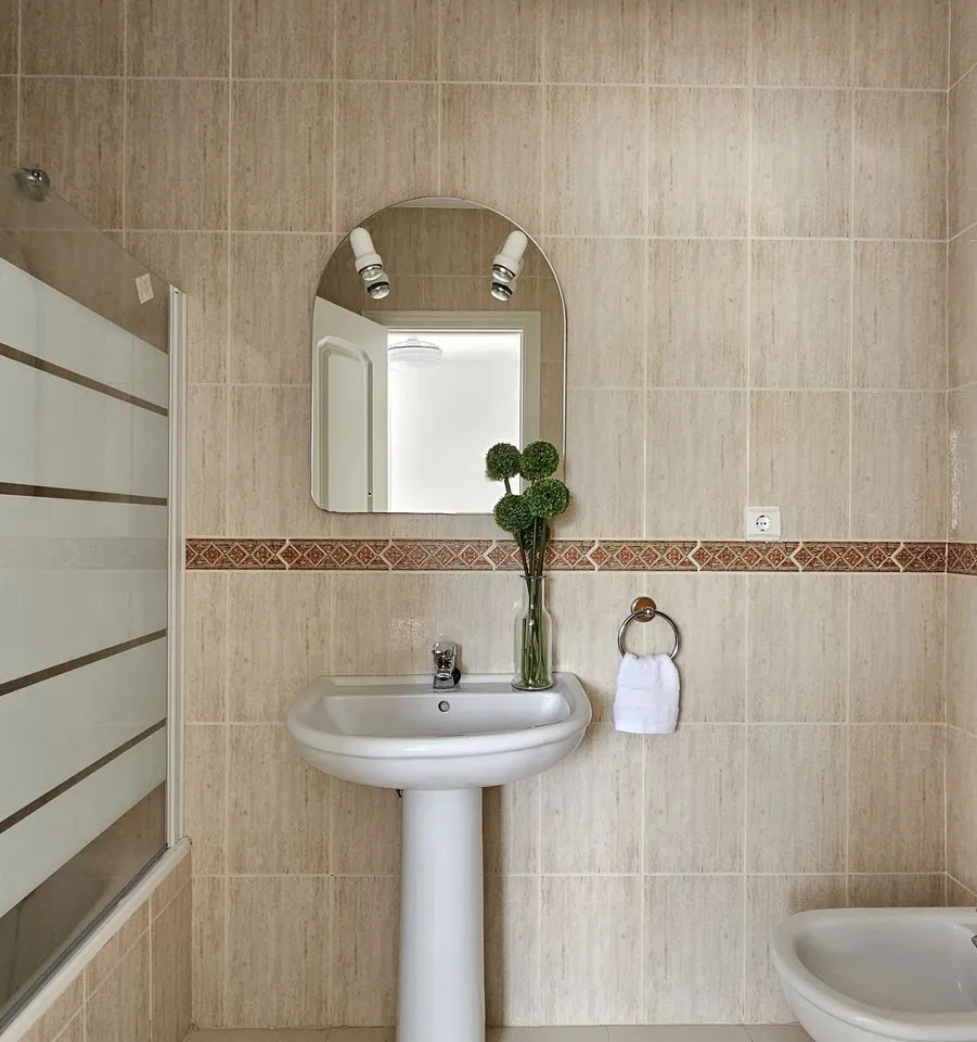 3dc6a3f6-91e3-486b-bddb-2a98ac8f0693