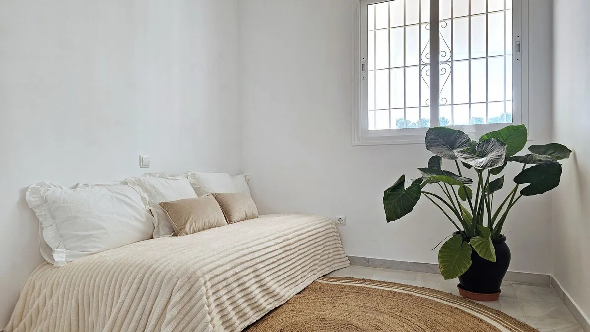 6bb08053-37ec-4f06-96d9-dd9326bbb5e9