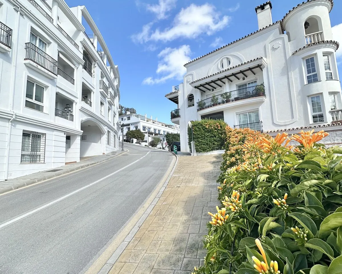 2b9a9acd-8abc-4893-9dd6-615d6c560c38