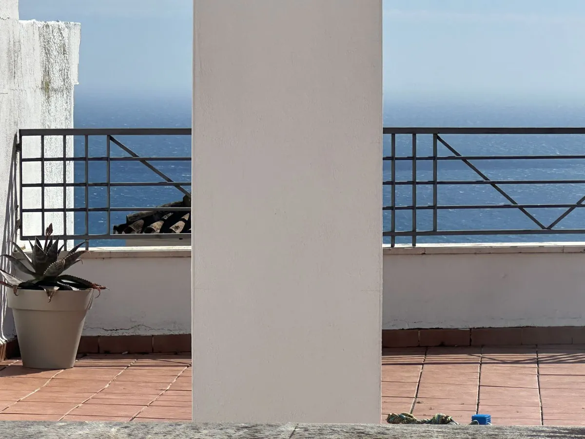 9ec5fba3-68ec-45f3-a5c5-a02b1a585fe2