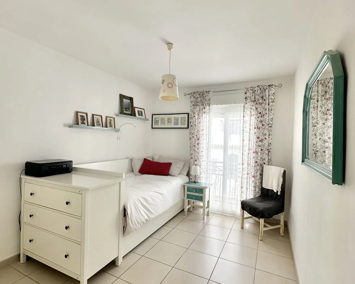 d0901b19-7c5d-4e74-87bb-9951ac8d6b13