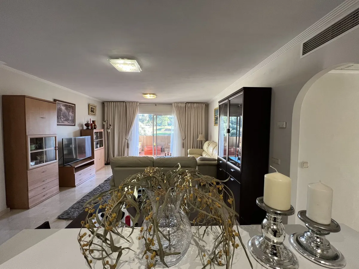 241e9d20-c6c2-4bac-9bb1-e9776626fbd5