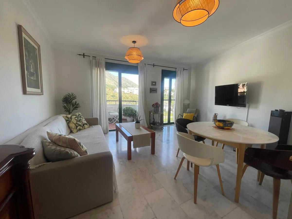 0bfb12f9-6b4d-407c-afcd-72407a1a7841