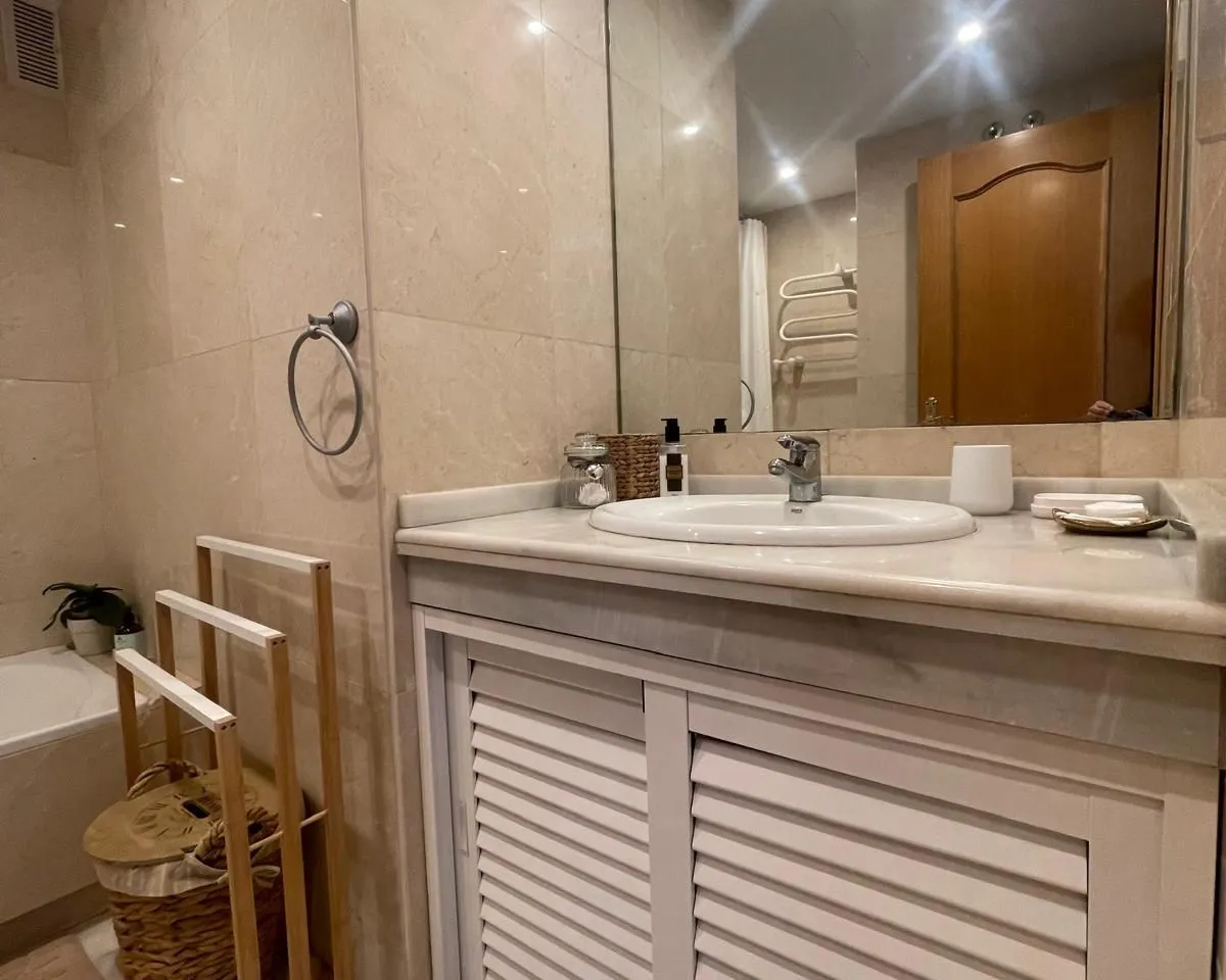 1598bcf8-96c6-4fe9-915e-2df2a8585107