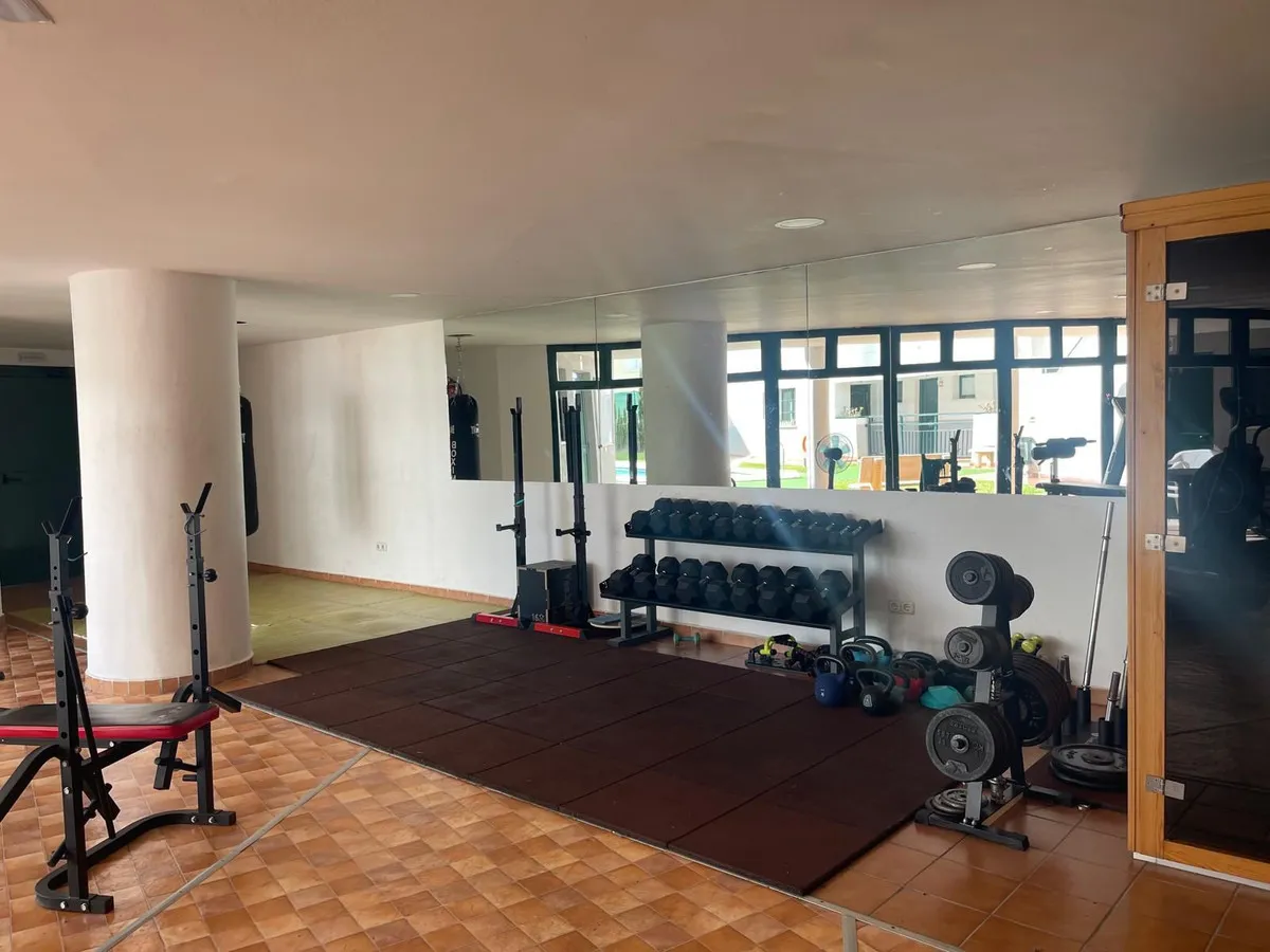 8dbbd7bf-f6c4-4fd5-a65a-f44c6a10ad92