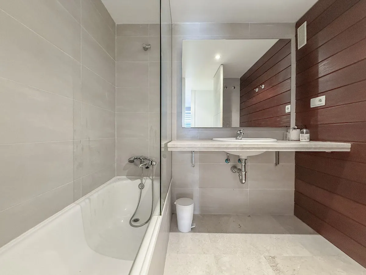 3ffa04e6-63c0-409f-aa5c-ea399d118f64