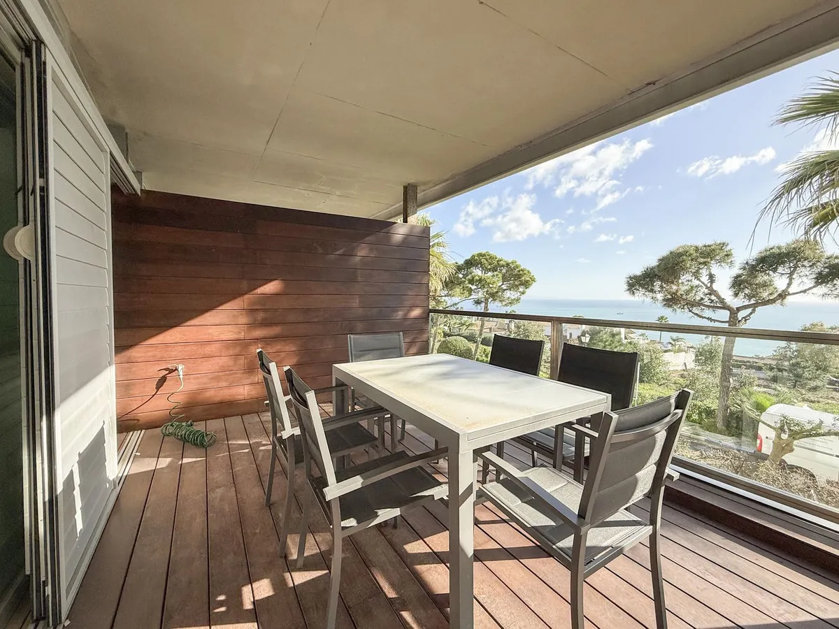 c8ed2d53-d257-4213-9f32-1f124178ab5d