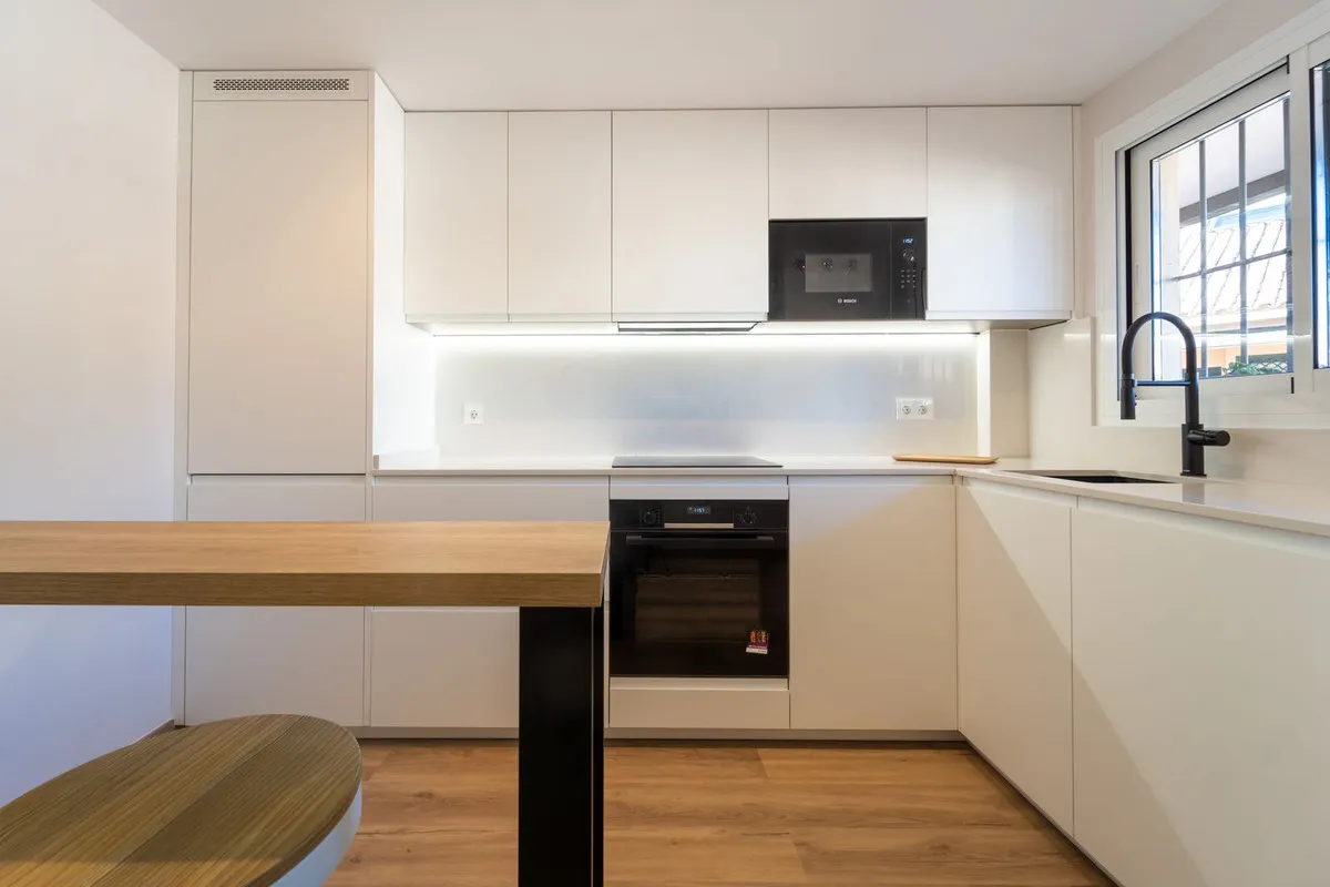 168ec05d-0c56-4ff2-943b-875da0c36c0b