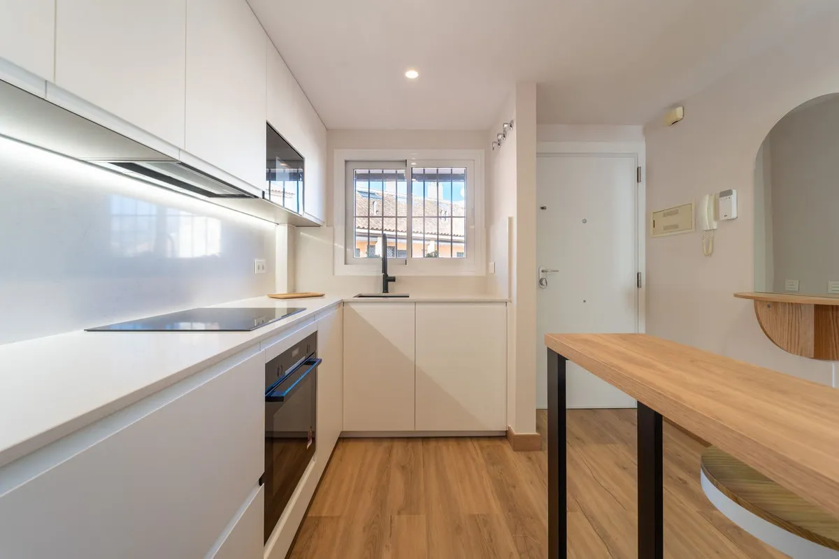 37868335-7402-4a6a-9432-6ace1a1b2416