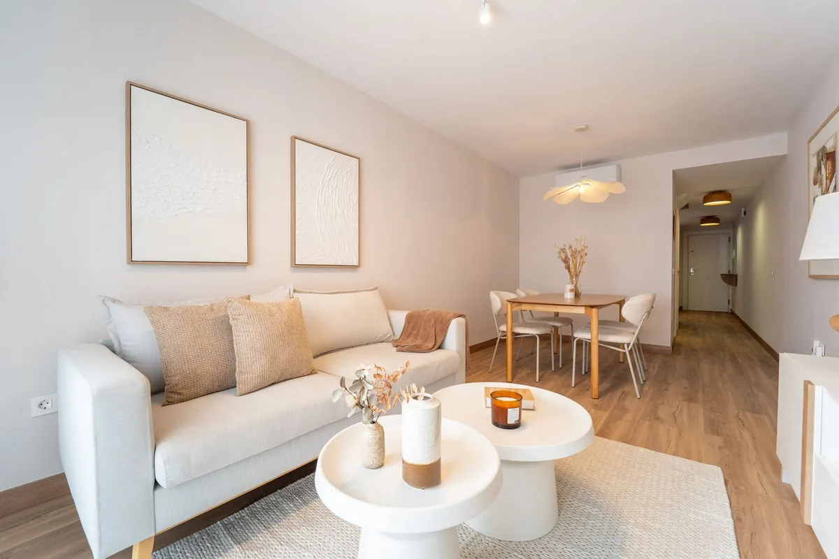 4f1c9b2c-d36b-421f-912a-79f189a4f565