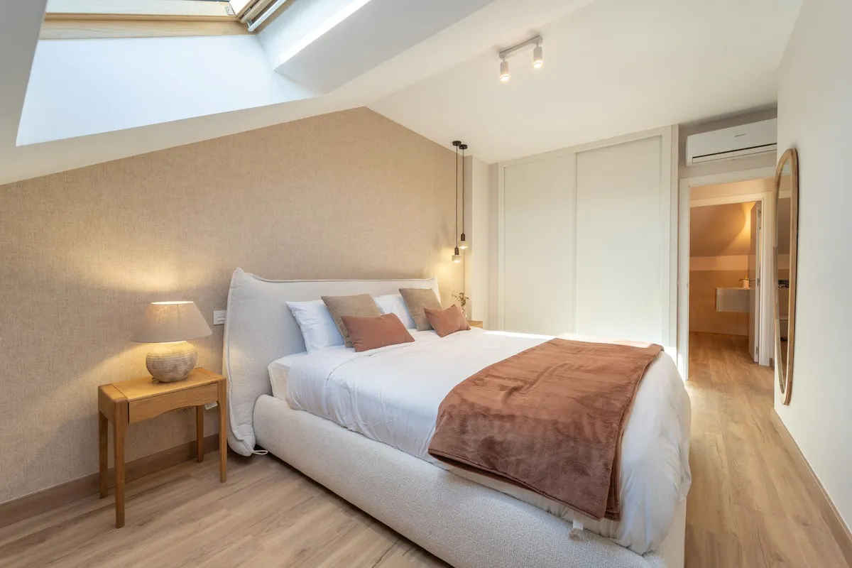 98dfa3b0-a40b-4432-a52a-de8846426d3d