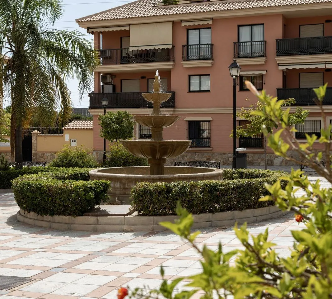 cdaf9afb-0b0d-4e7e-96da-ace190d73b6b