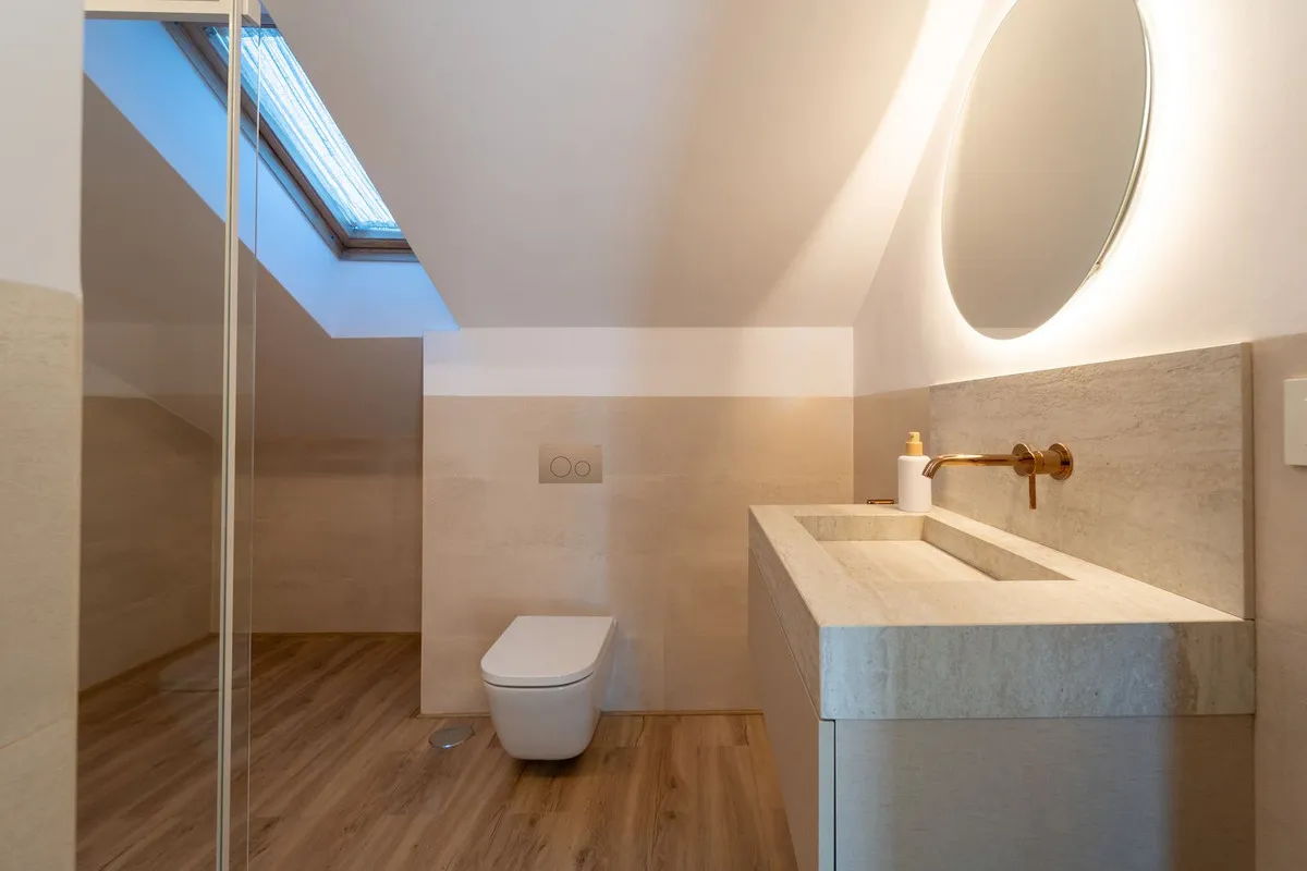 d7a74d5f-e7cf-4844-aaf5-cd7e6f1676ed