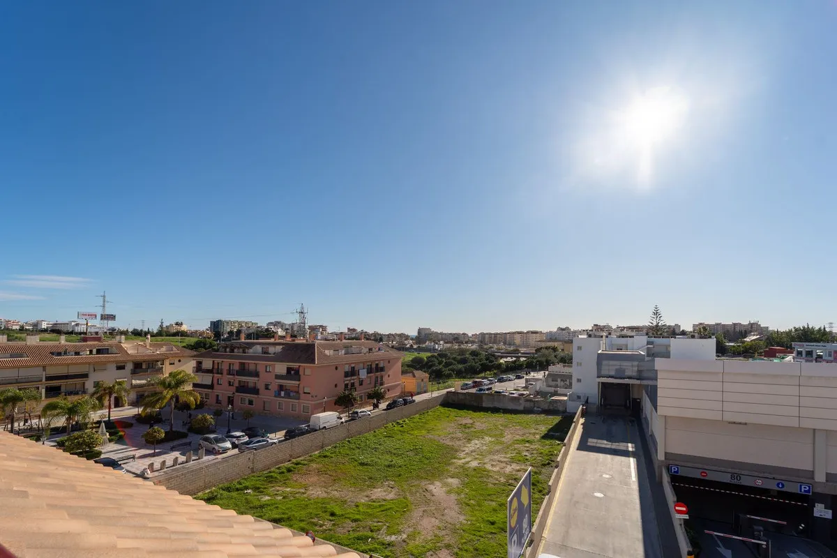 fcefc9d4-05f3-4882-bed9-fd89c69e6b27