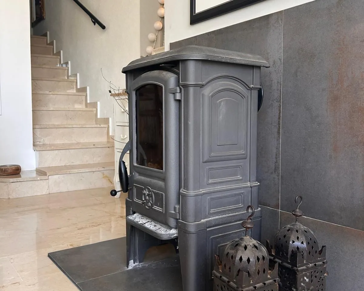 0f4f6387-8c89-48ee-848d-7f11cbf4eed4