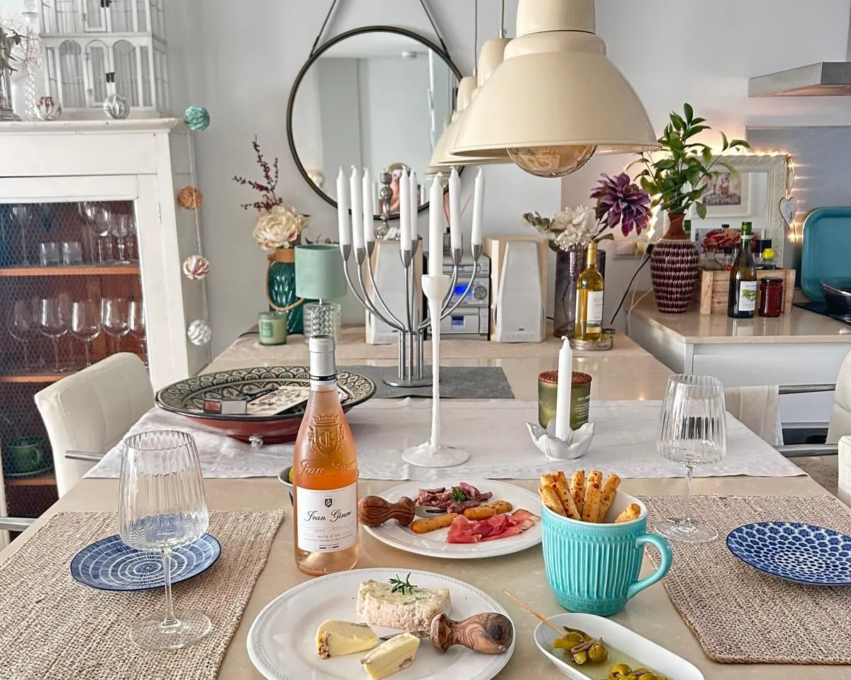 4dbf7123-3261-47ab-a563-ea5a1cb8f71c