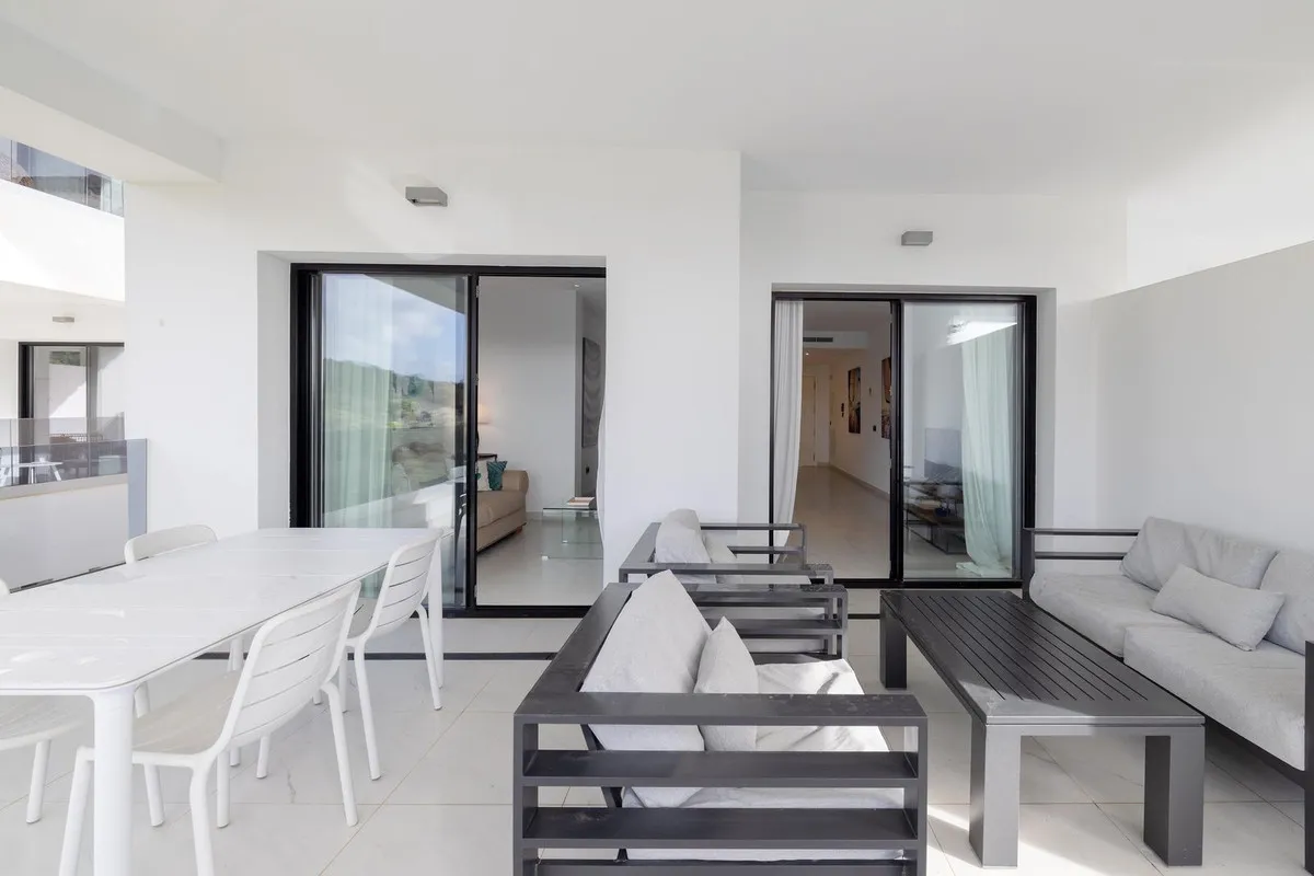 2e90a932-df7e-4375-8b98-c676be102f09