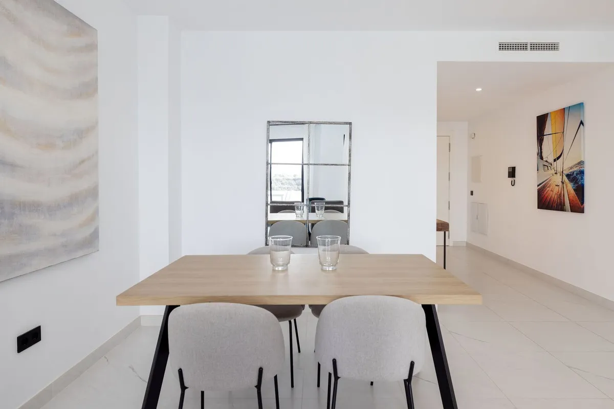 6b65d25d-e38b-4b0c-9093-ccaf0d87d30e