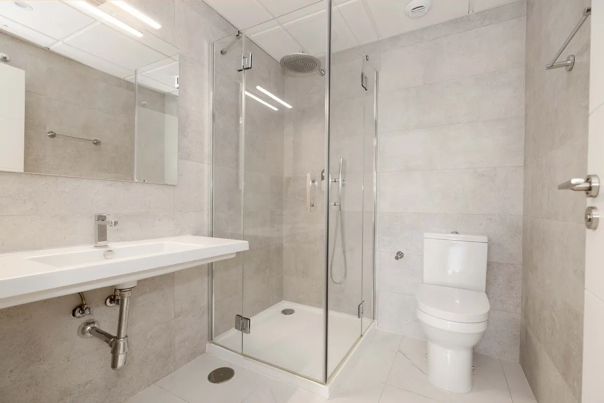 c8a169bd-d086-4296-92a2-c46b59c11508