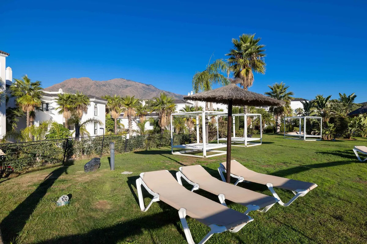 d9ae3cc8-2b10-42f7-a81e-c4e8c65cfa35