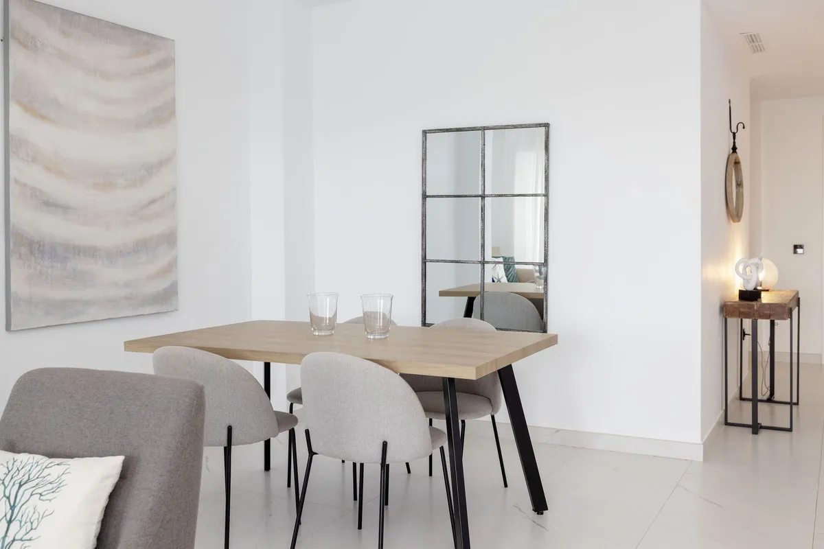 e3450498-033b-4cf9-98a0-b0160d36458f