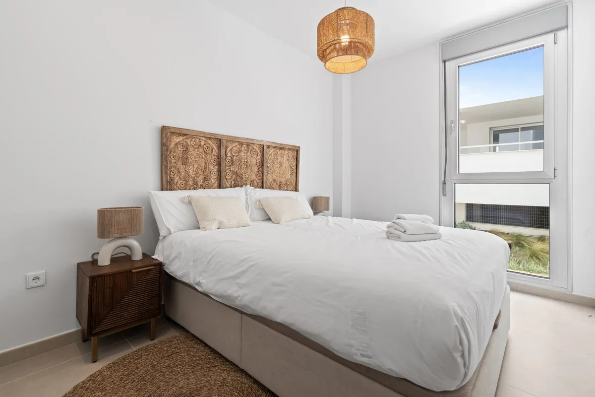 9b8459f2-3b0a-4292-8a5c-c0dff7f1643d