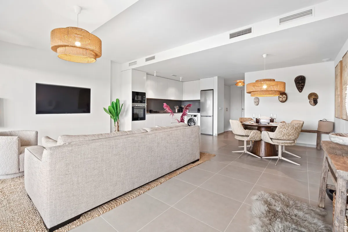 b17270cb-438a-475d-b249-ed2e0fc87c2d