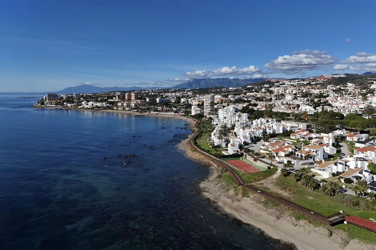 2d89aec4-9759-4714-891f-e42187d25dc0