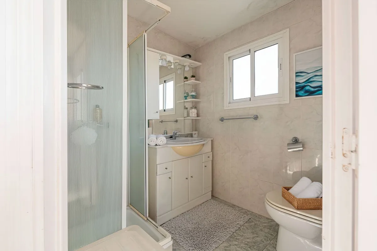 37328afd-2a5a-4c8e-a508-4d6e81702c97