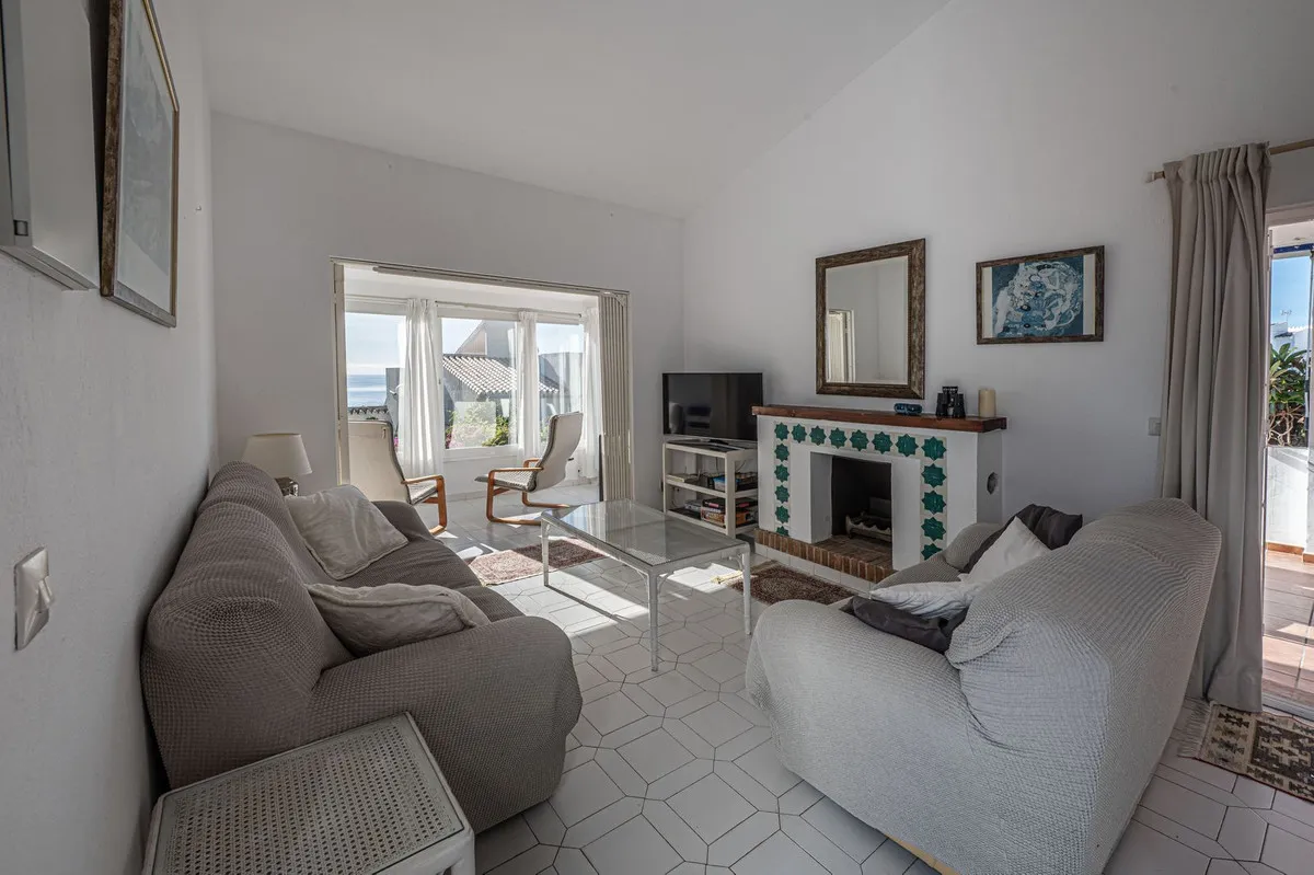 4535f3ef-dcf8-4443-aff6-b59650d03a9d