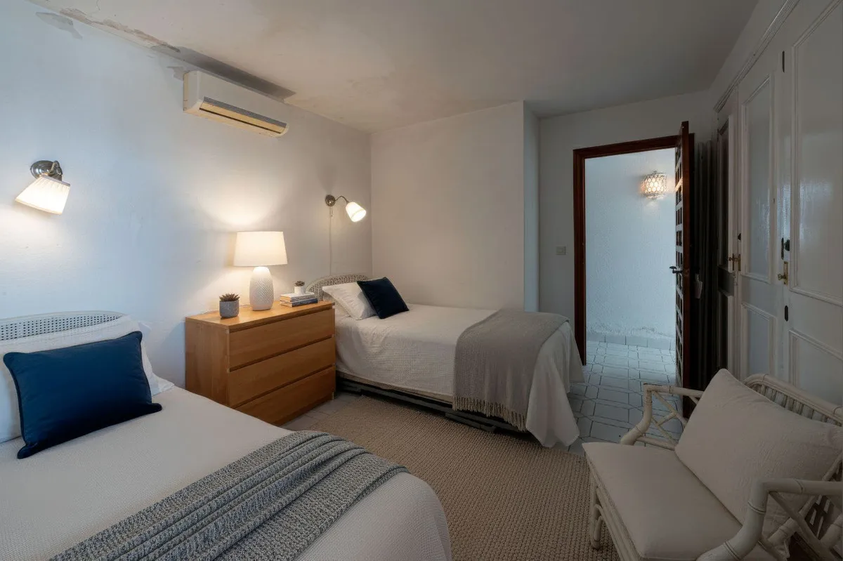 b3a995d0-c01f-4aab-9157-eac069d22fd7