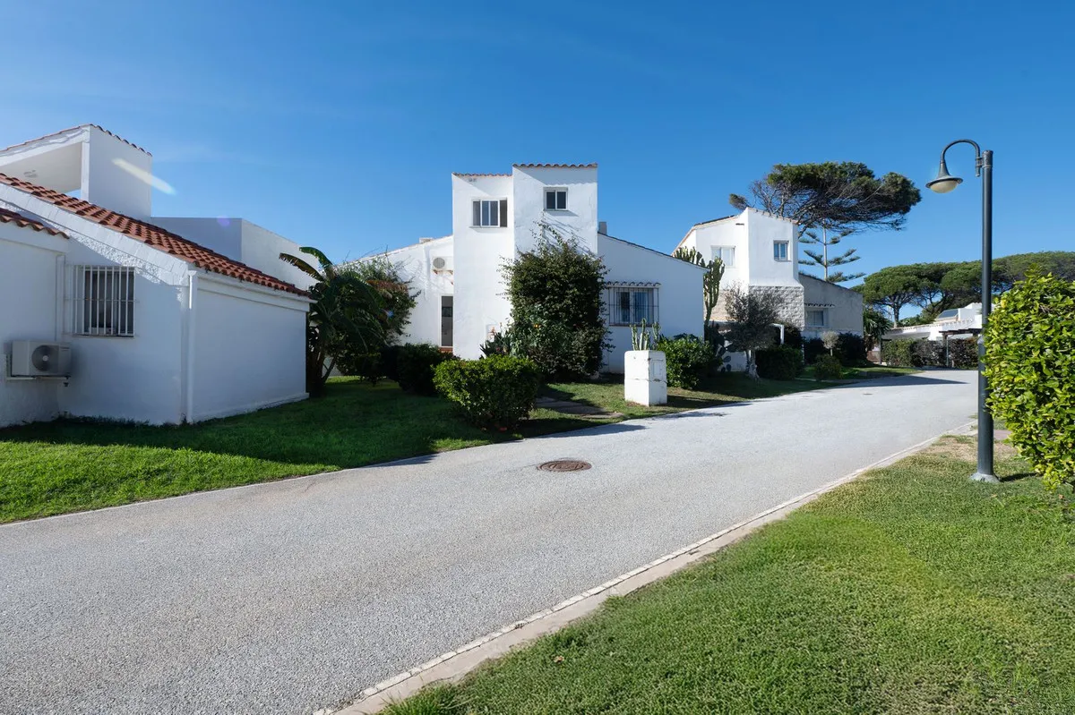 d6ba7cac-7363-428a-93e8-ca004eabe73b