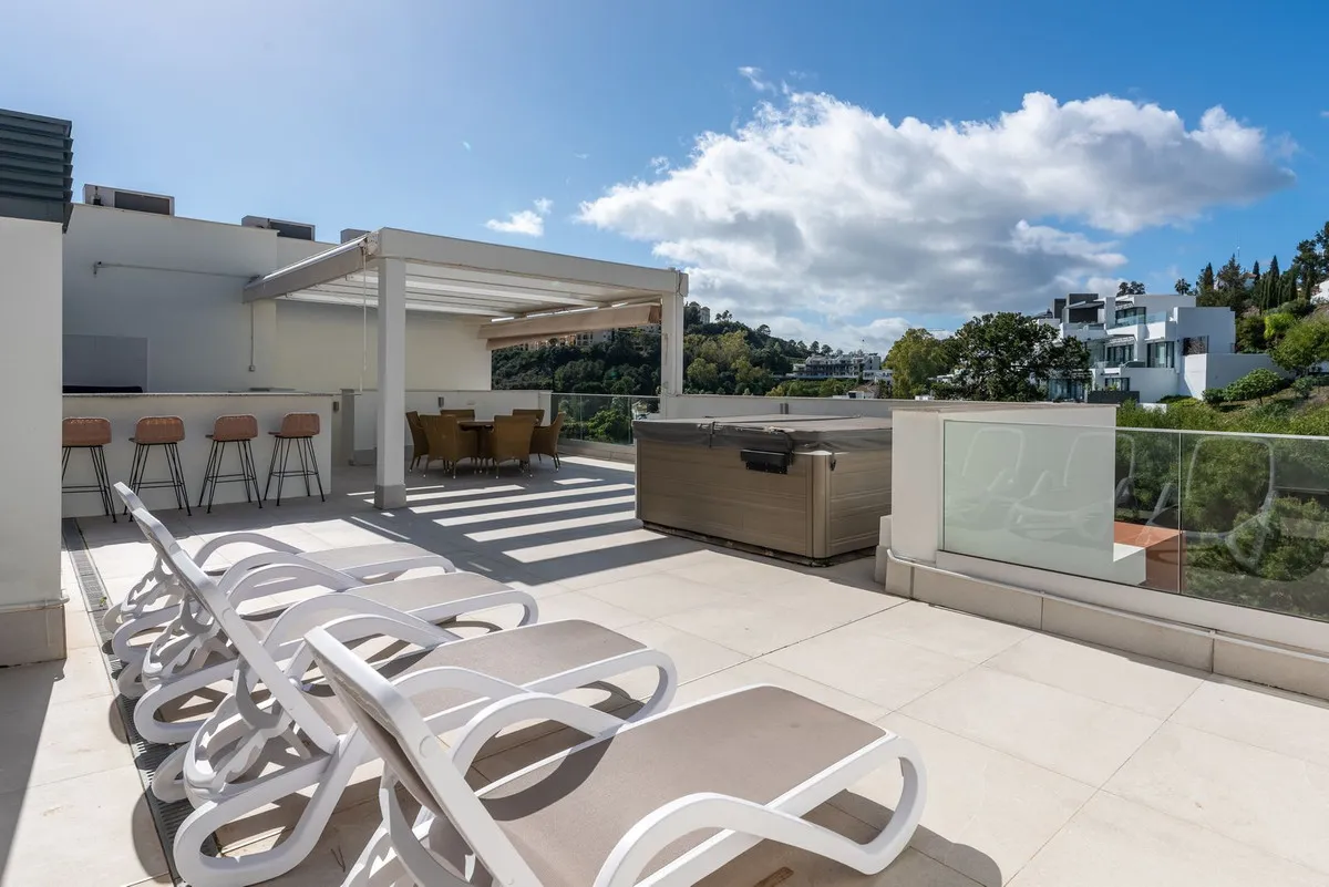 6d7ffc21-aba0-4f17-976b-d6d1c8acf016