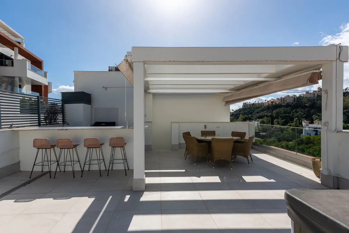 7590173f-a6c7-4098-bef7-47279308a5a9