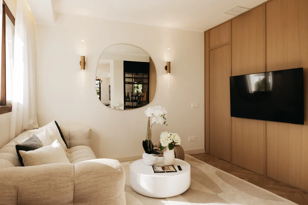 2e1e7563-64a8-4eb0-b333-83d03c5aa60b