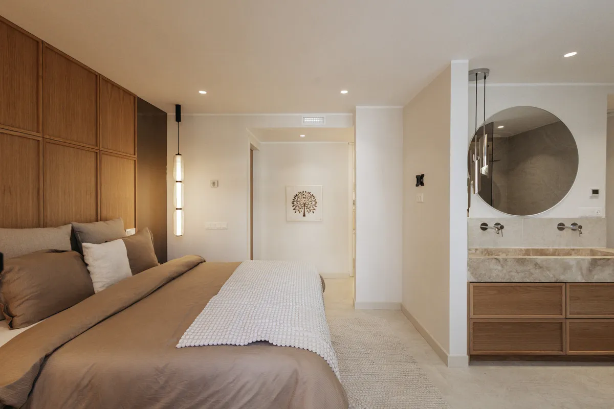 460b7233-fc20-42ab-b0d9-8b7a37a79752