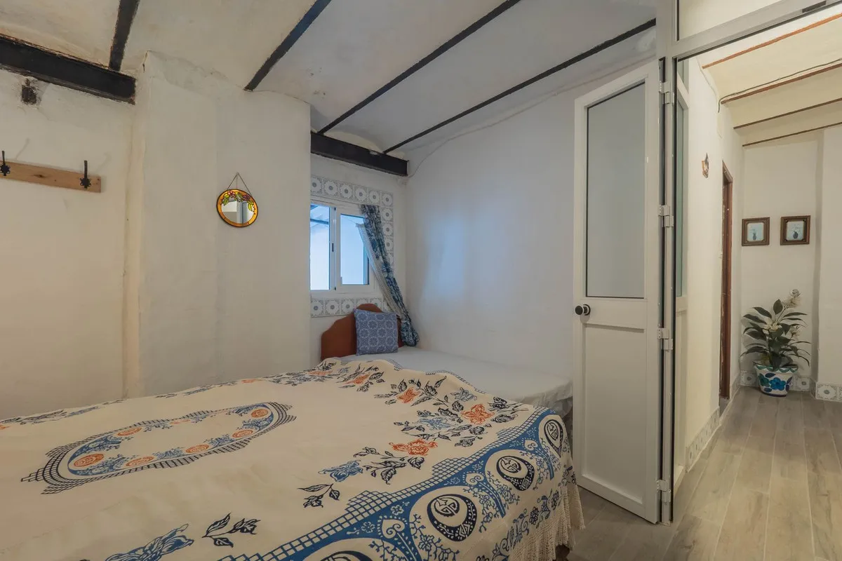 e32b0a3b-a033-4510-8b9c-3cbc146432a8