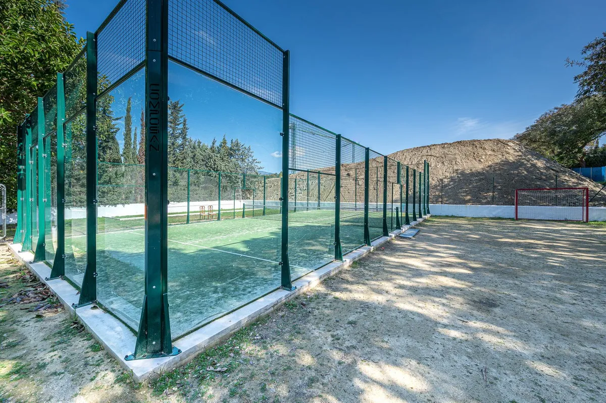 498b95f3-b55b-40af-9bbd-451fb60a0593