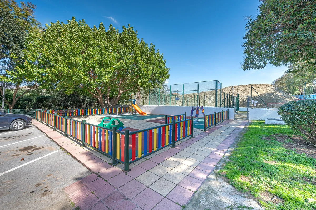 70f423b5-19b0-4a01-95eb-1d7a34bc4b15