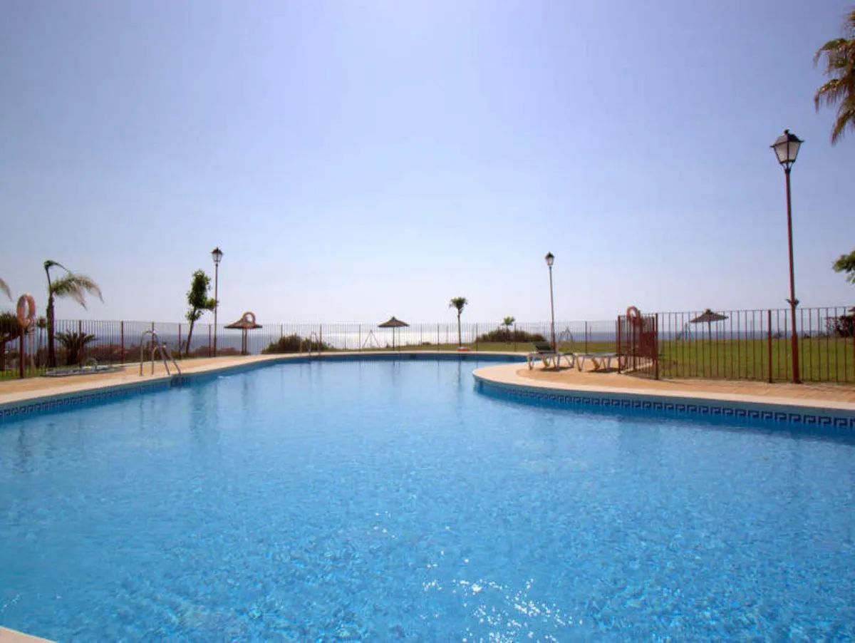 67ed0f8d-9c2c-47c4-8f65-a011d568ee2b