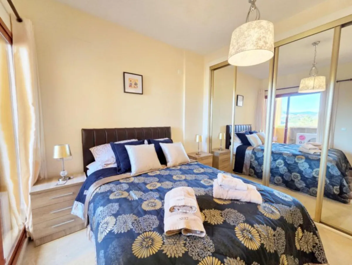 d4abb0d2-df9e-4b20-8969-7799b0df9e98