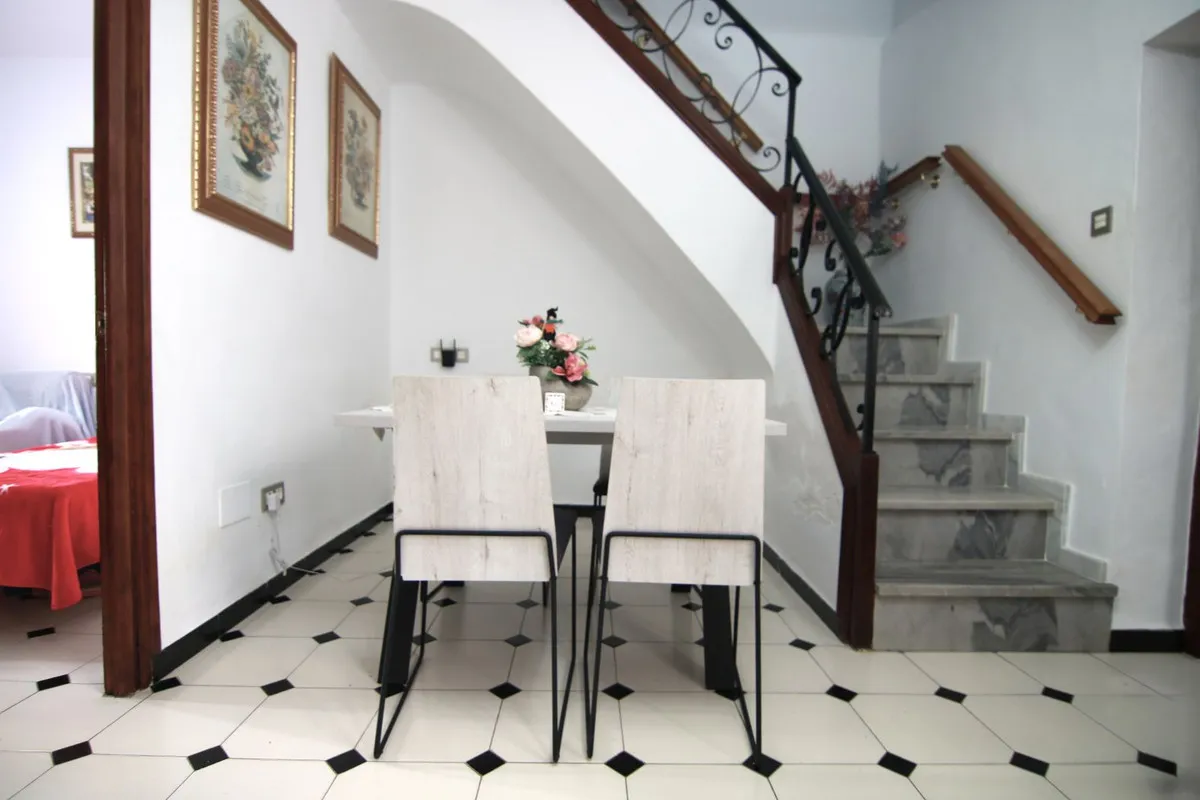 d7b1dc33-5ef5-4ec2-a535-cae347413bb0