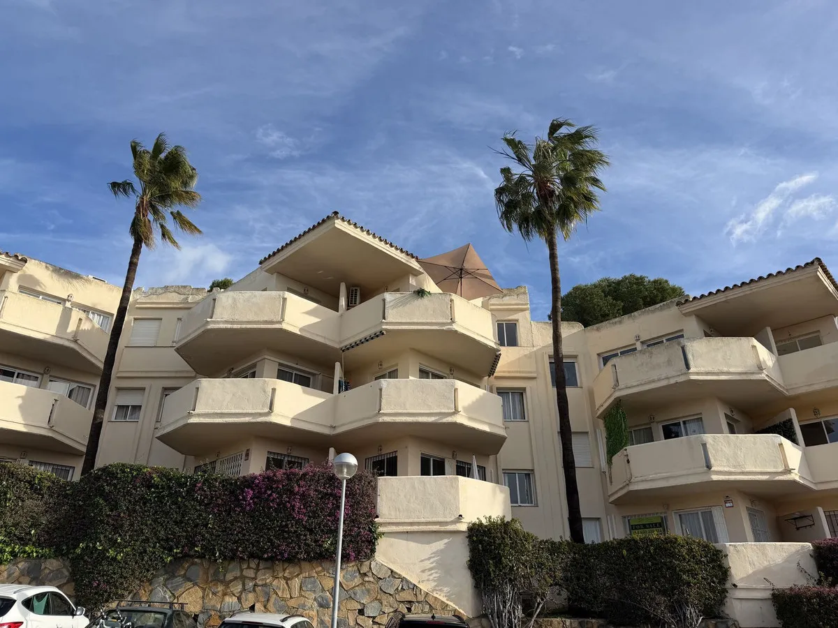 85250991-f397-4af9-9b2d-7cd50cf026ec