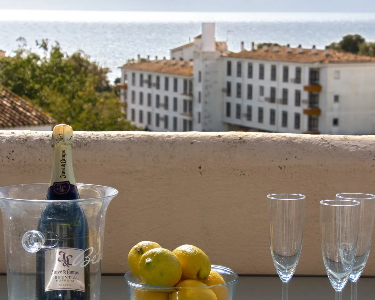 fb1f2360-9a45-47f5-8806-e8b70fc06021