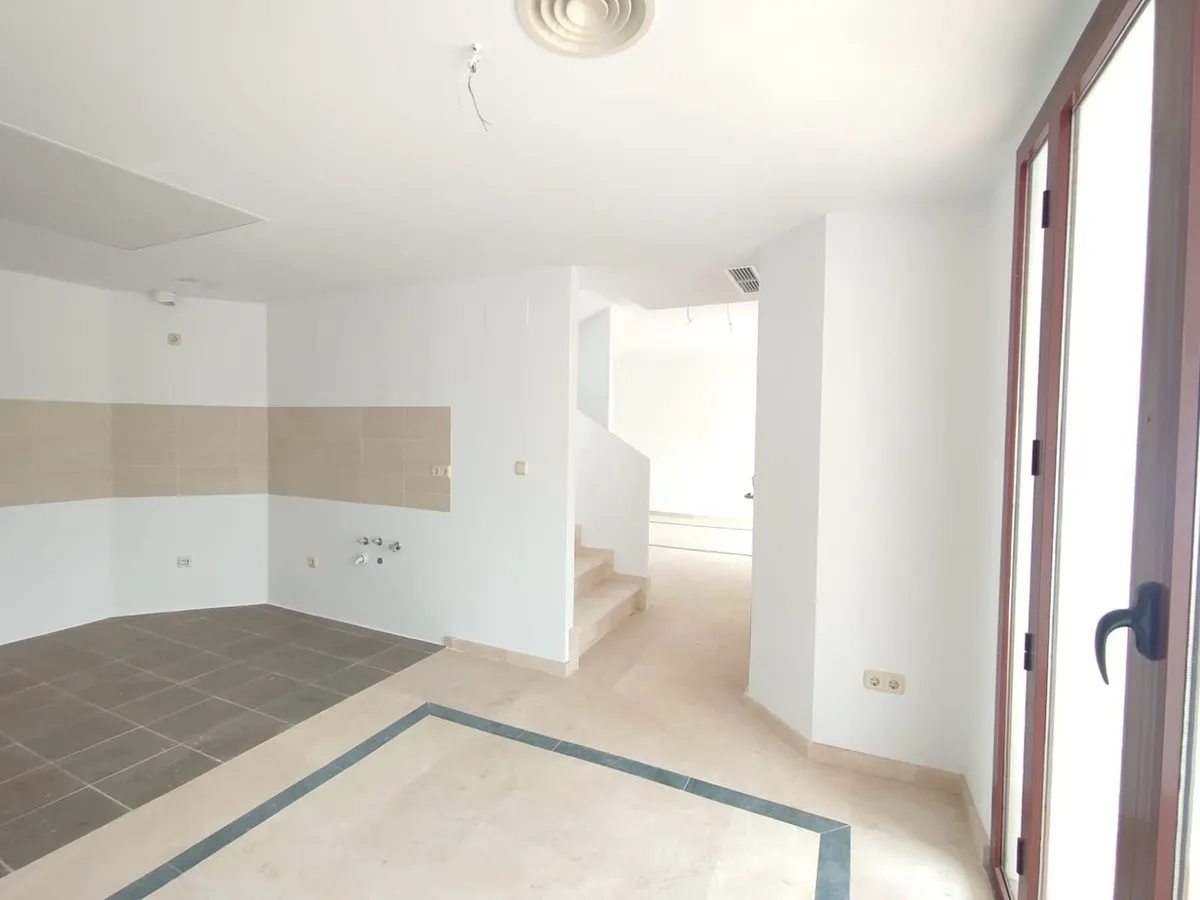 299d106d-54c7-40aa-b37b-b17230332104