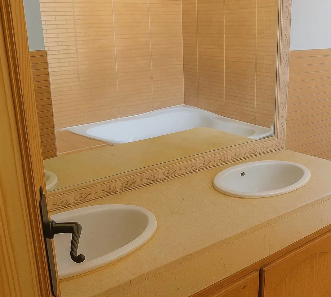 ab53e0ce-f759-49e6-85ad-f3322a0b414a