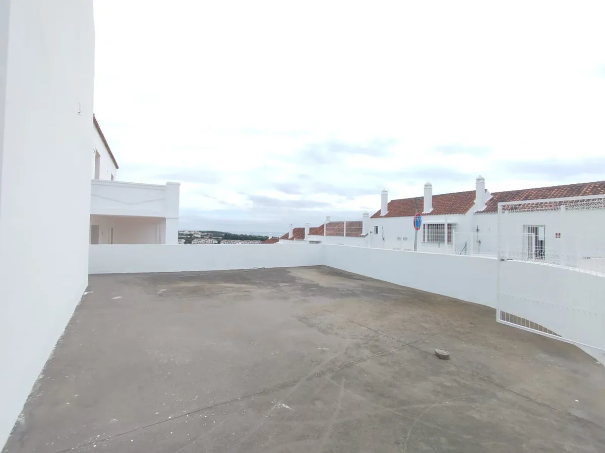 0f3be823-4d60-4952-9066-f4bd0aaa05e4