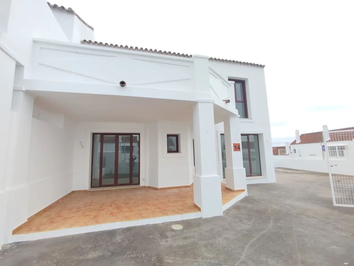 8c38fb6e-9aca-4ddd-8ad0-0df2591c2e94