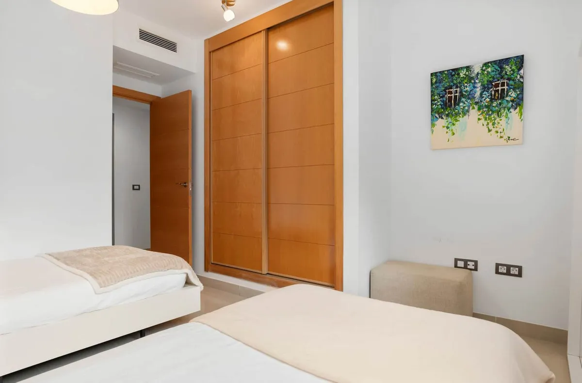 29059060-7cff-4a9a-8a7f-a408b66697df