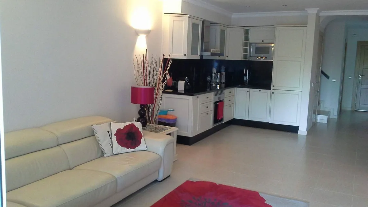 540db3ab-1061-4e9e-bd29-569cd1c37b7b